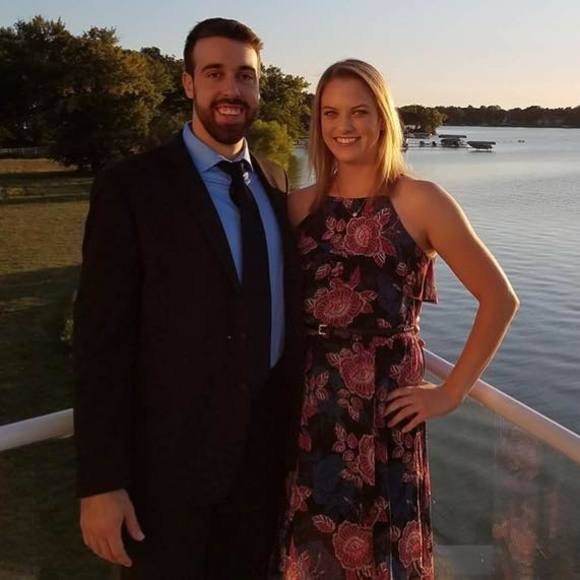 Meet your Posher, Taylor - Picture 1 of 1